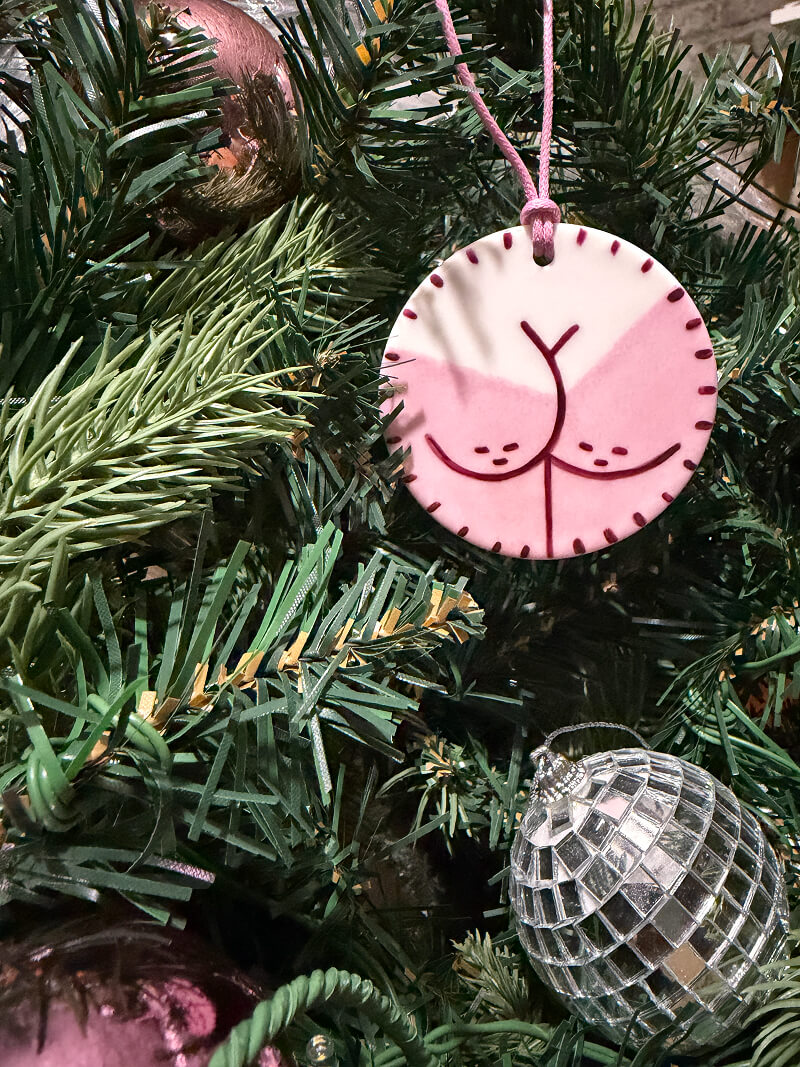 Boule de Noël en porcelaine